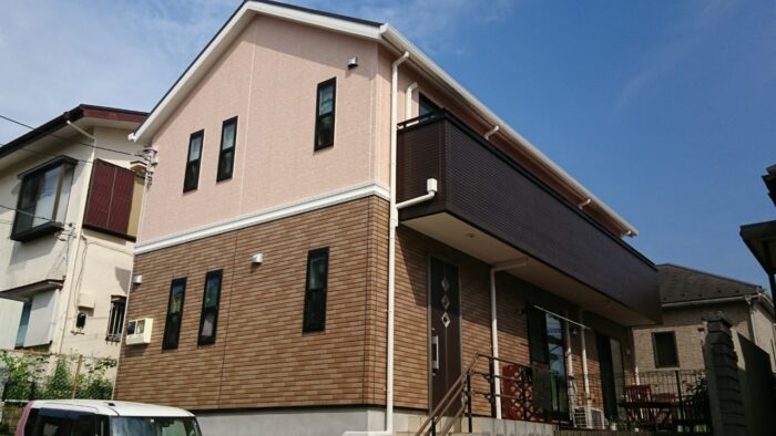 横須賀市O様邸で屋根塗装、壁サイディング塗装